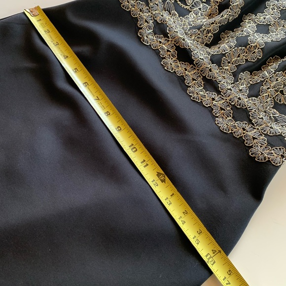 Tadashi Shoji Embroidered Cocktail Dress. 0. NWT. Black Gold Lace Bodice & Hem - Picture 9 of 15